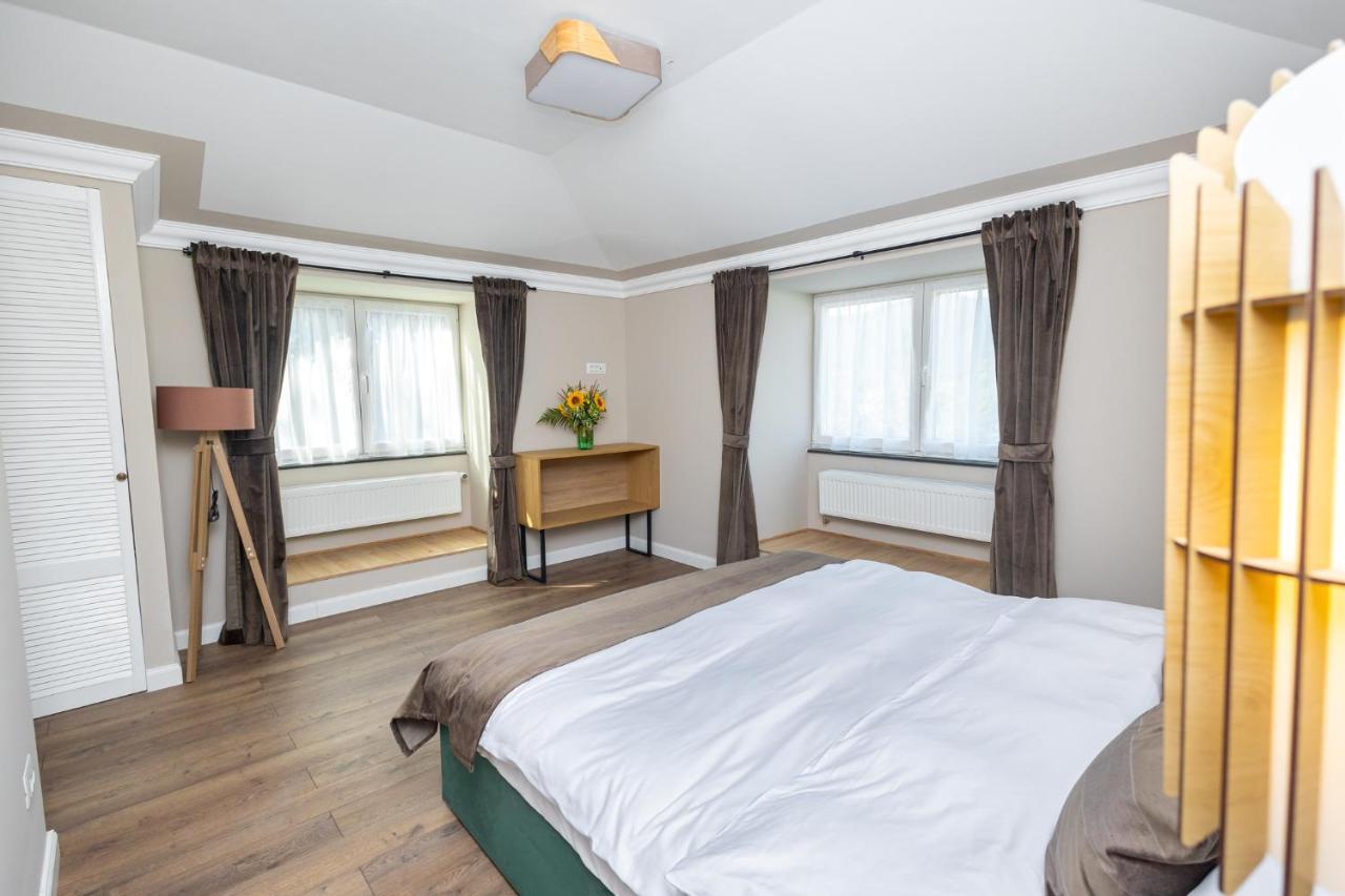 B59 Boutique Hotel Kimpulung Mołdawski Zewnętrze zdjęcie