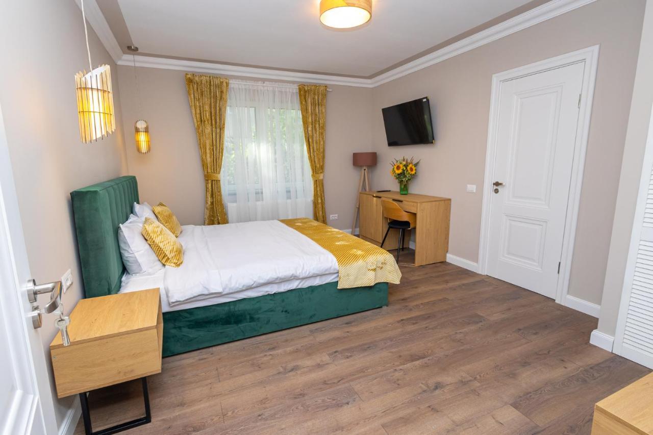 B59 Boutique Hotel Kimpulung Mołdawski Zewnętrze zdjęcie