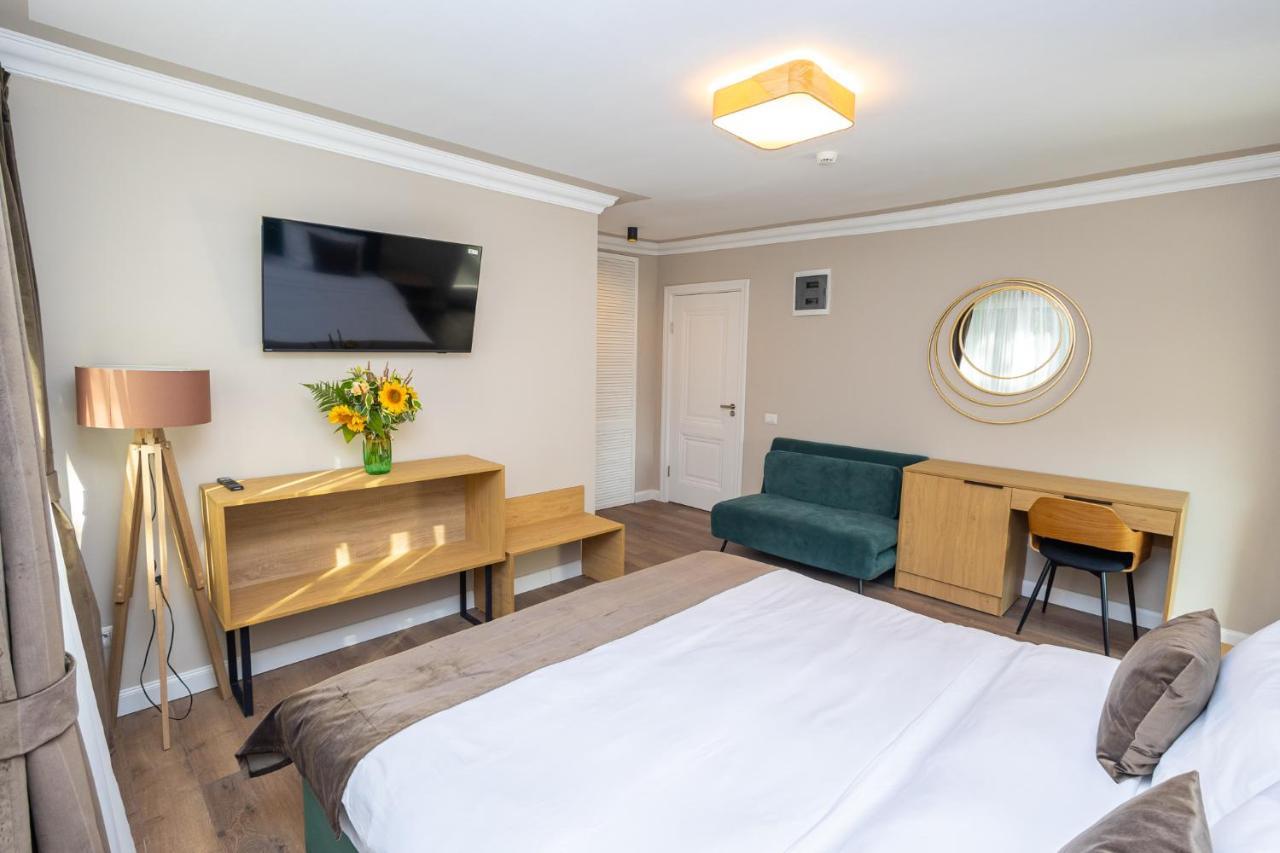 B59 Boutique Hotel Kimpulung Mołdawski Zewnętrze zdjęcie